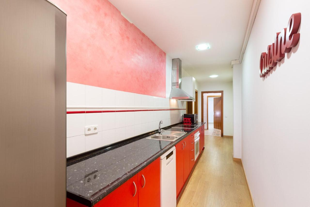 Stay U-Nique Apartments Passatge De Font Barcelona Luaran gambar